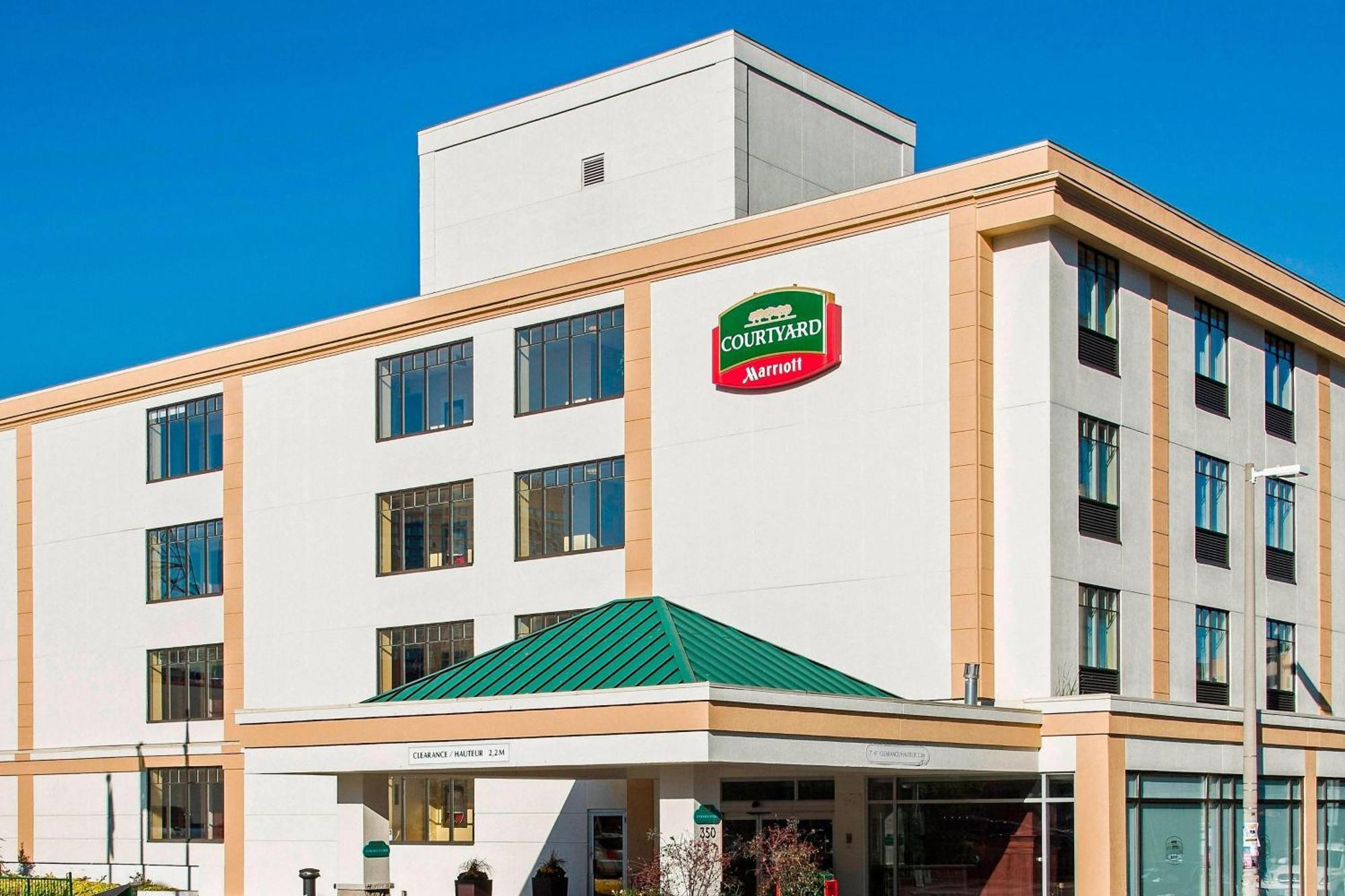 Courtyard By Marriott Ottawa Downtown Hotel Exterior photo