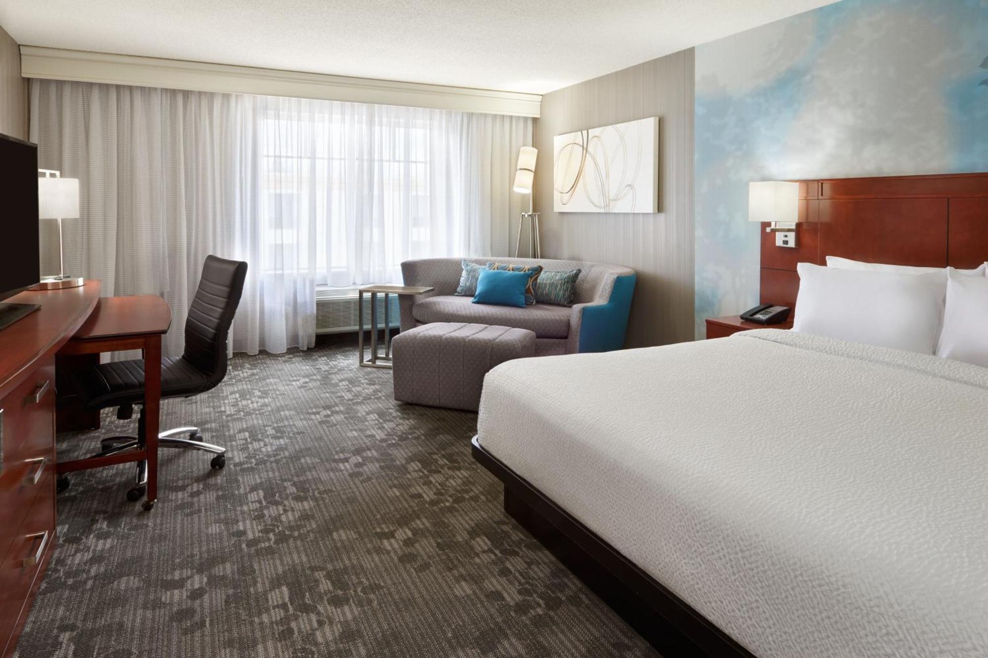 Courtyard By Marriott Ottawa Downtown Hotel Exterior photo
