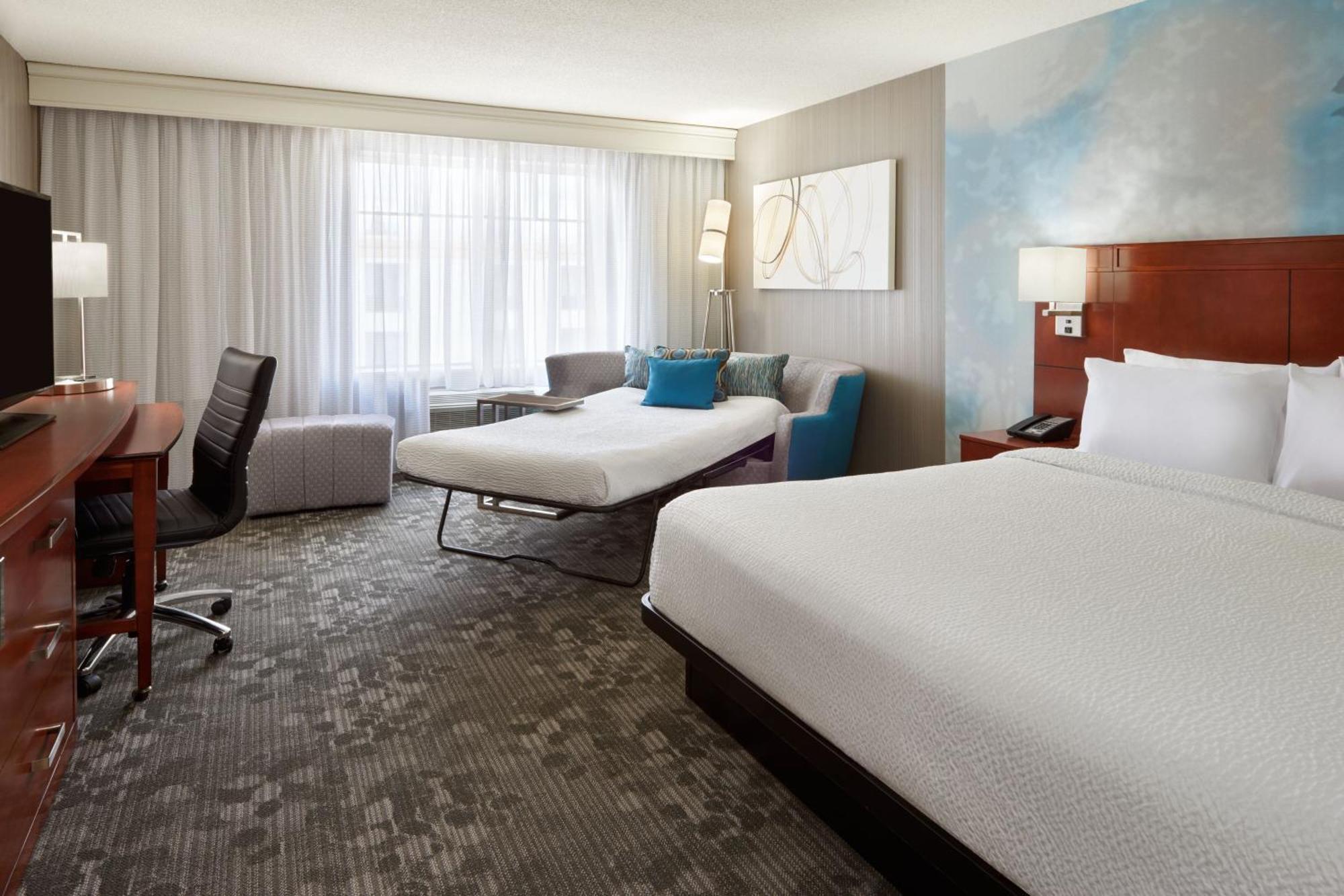 Courtyard By Marriott Ottawa Downtown Hotel Exterior photo