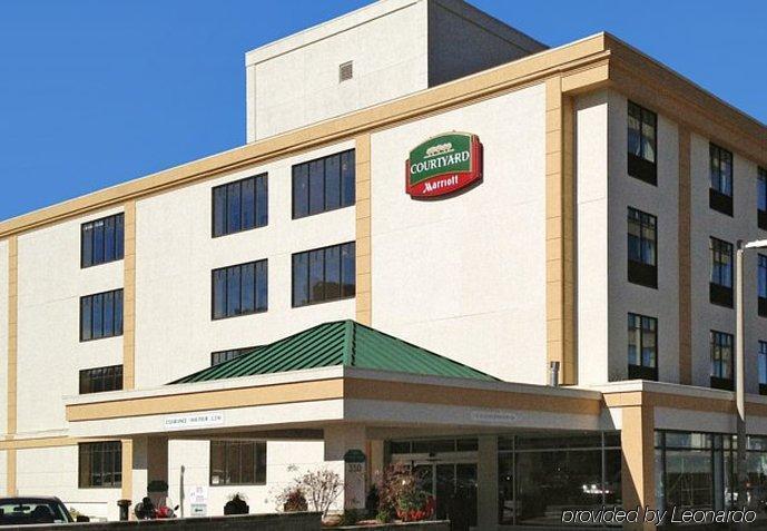 Courtyard By Marriott Ottawa Downtown Hotel Exterior photo