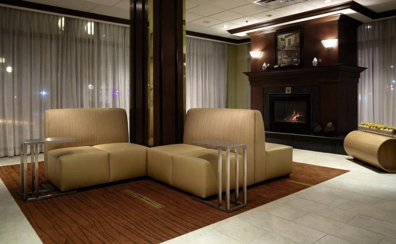 Courtyard By Marriott Ottawa Downtown Hotel Exterior photo